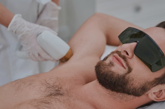 Epilation définitive pour homme à Sens 89