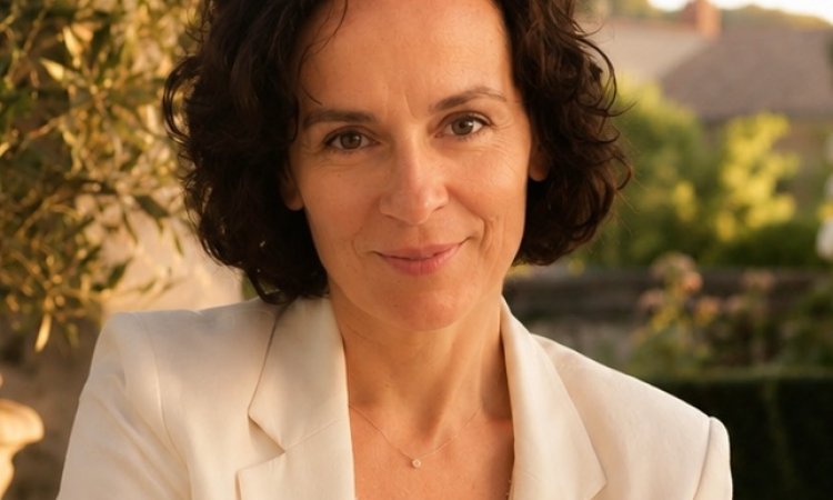 Sylvie Brailly, fondatrice de Corps de Lys à Sens (89100), accompagnement personnalisé de ressourcement profond dans un cadre confidentiel et bienveillant.